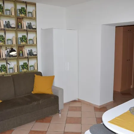 Alexandra Apartman Шарвар Экстерьер фото